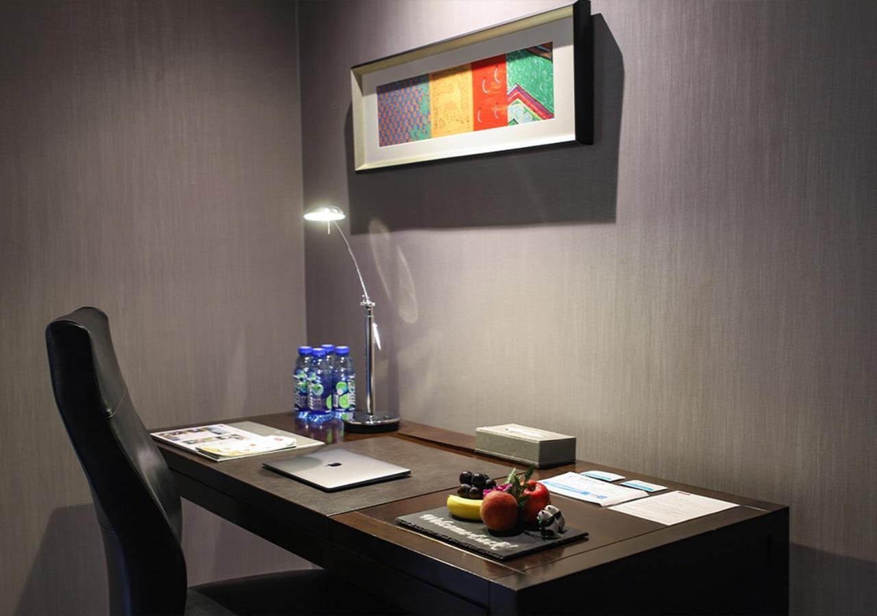 Rhombus Park Aura Chengdu Hotel Ngoại thất bức ảnh