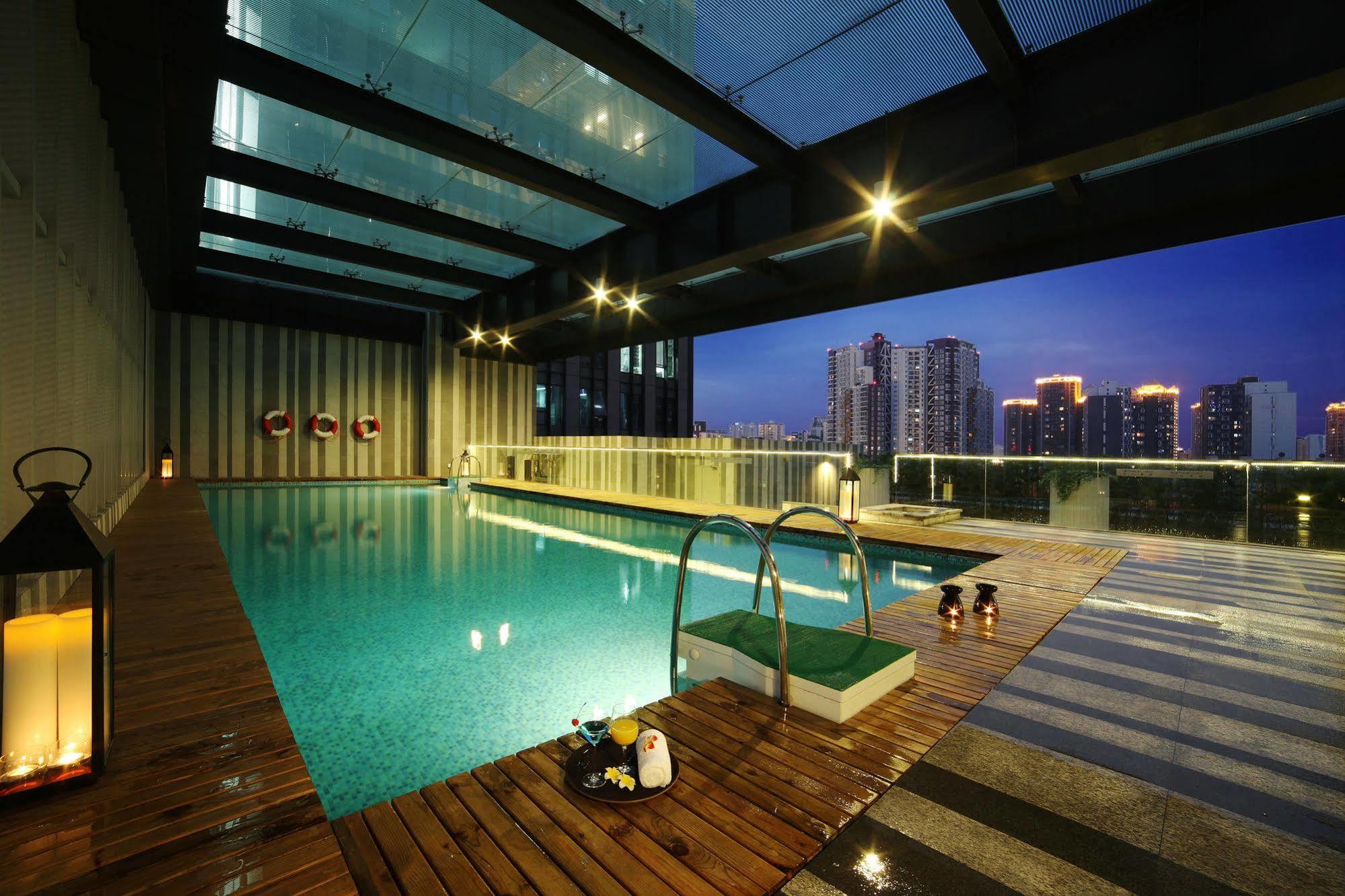 Rhombus Park Aura Chengdu Hotel Ngoại thất bức ảnh